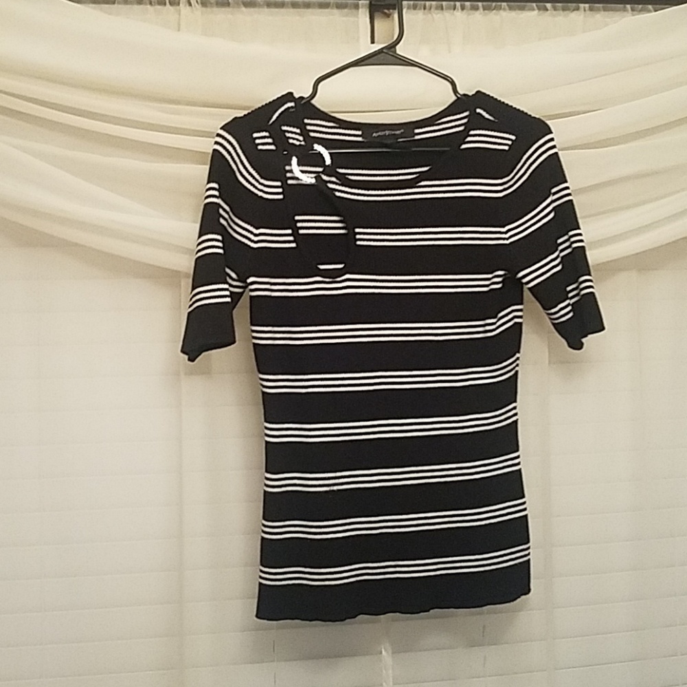 Ashley Stewart short sleeve